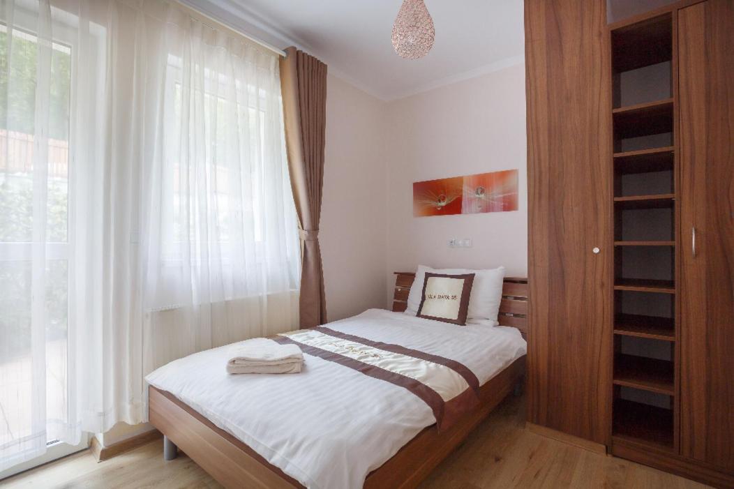 Diana Apartments Karlovy Vary Luaran gambar